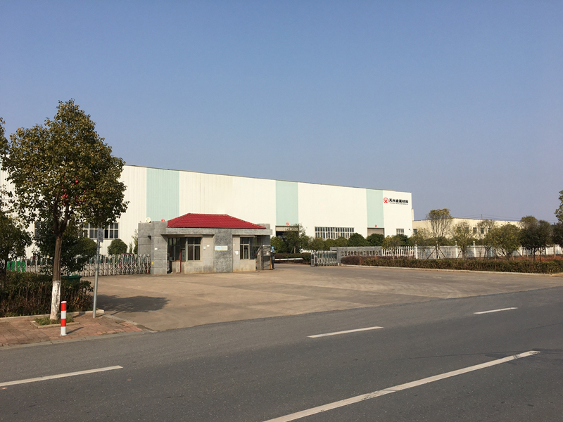 厂房大门口